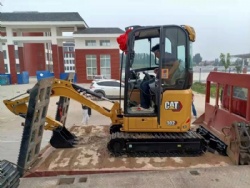 Mini excavator Cat302