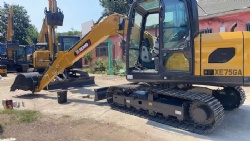 small brandnew XCMG excavator XE75GA